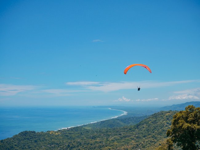 Paragliding Tour en Dominical  Photo